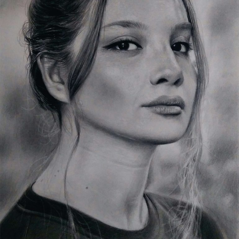 Ahmet Kadir Özcan (Ezgi, Karakalem, 35x50cm, 2020)