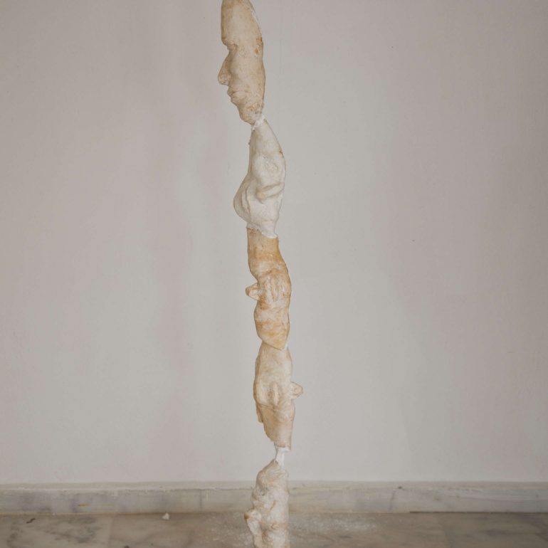 Görkem Barshan (Totem, Silikon, Ahşap, 150x30x20cm, 2018)