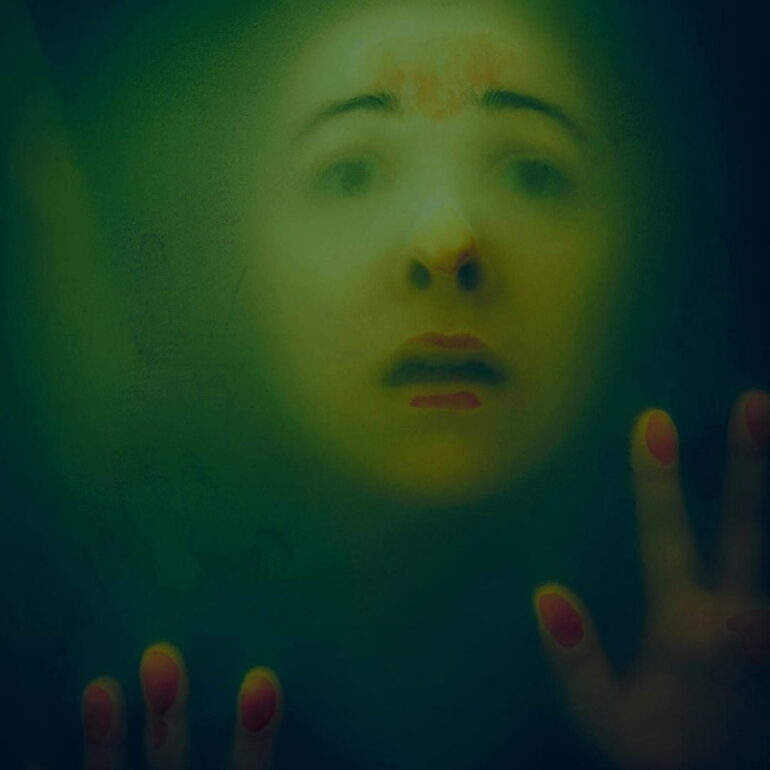 Esra Şakar - Sosyal Fobi